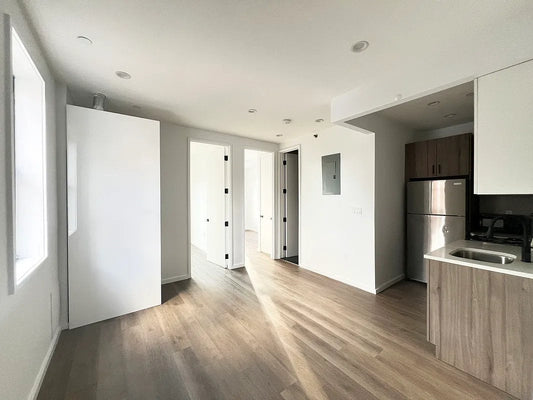 Spacious 2-Bedroom Duplex in Flatbush, Brooklyn – Near 2/5/Q Trains