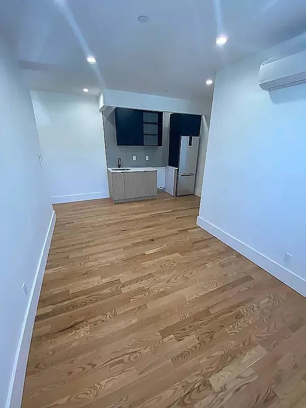 Amplio apartamento de 3 habitaciones en Crown Heights, Brooklyn, cerca de las líneas 2, 3, 4 y 5.