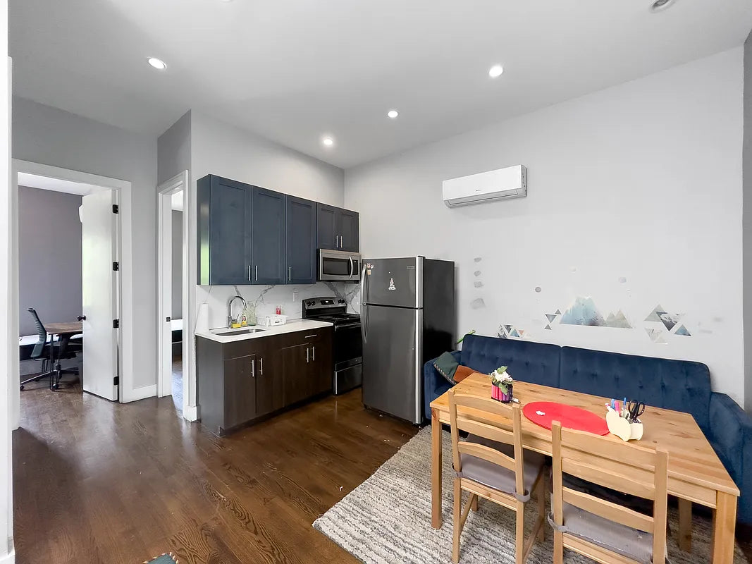 Apartamento moderno de 4 habitaciones en Crown Heights, Brooklyn (último piso)