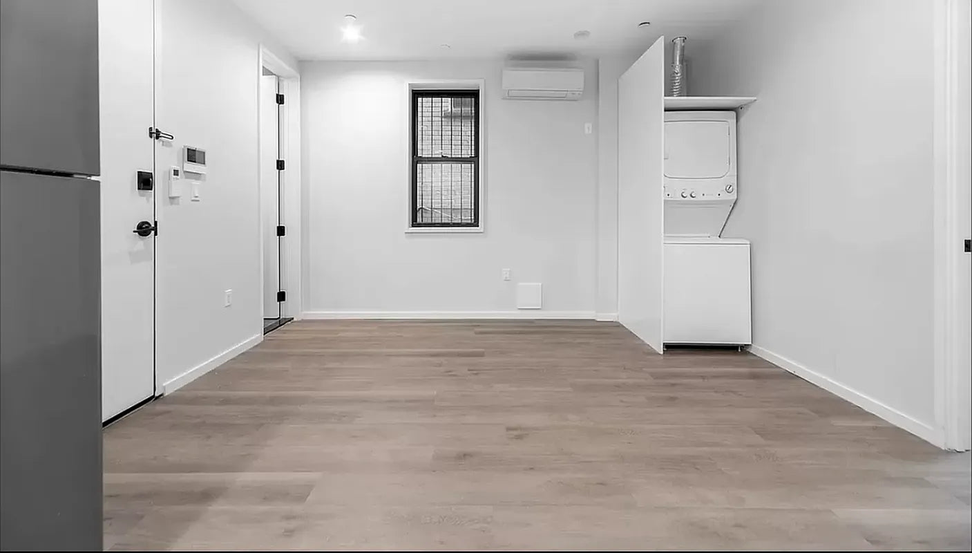 Amplio dúplex de 2 habitaciones en Flatbush, Brooklyn, cerca de las líneas 2, 5 y Q