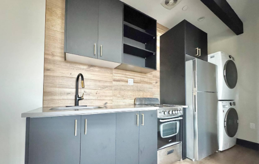 Modern 1-Bedroom Apartment in Flatbush Brooklyn – Private Yard &amp; Rooftop Access