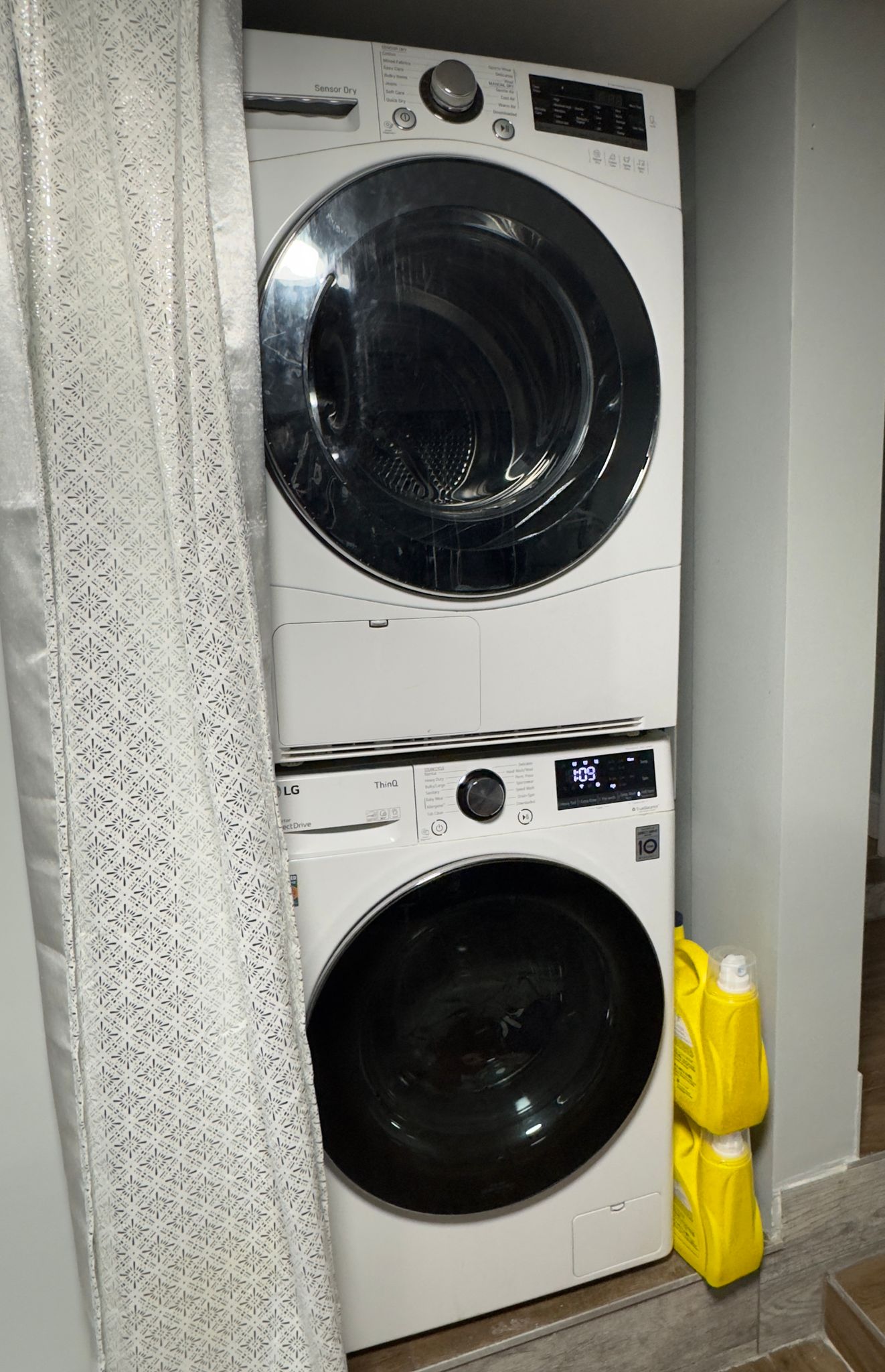 Habitación sin amueblar en Broad Channel, Queens: vida isleña con acceso al tren