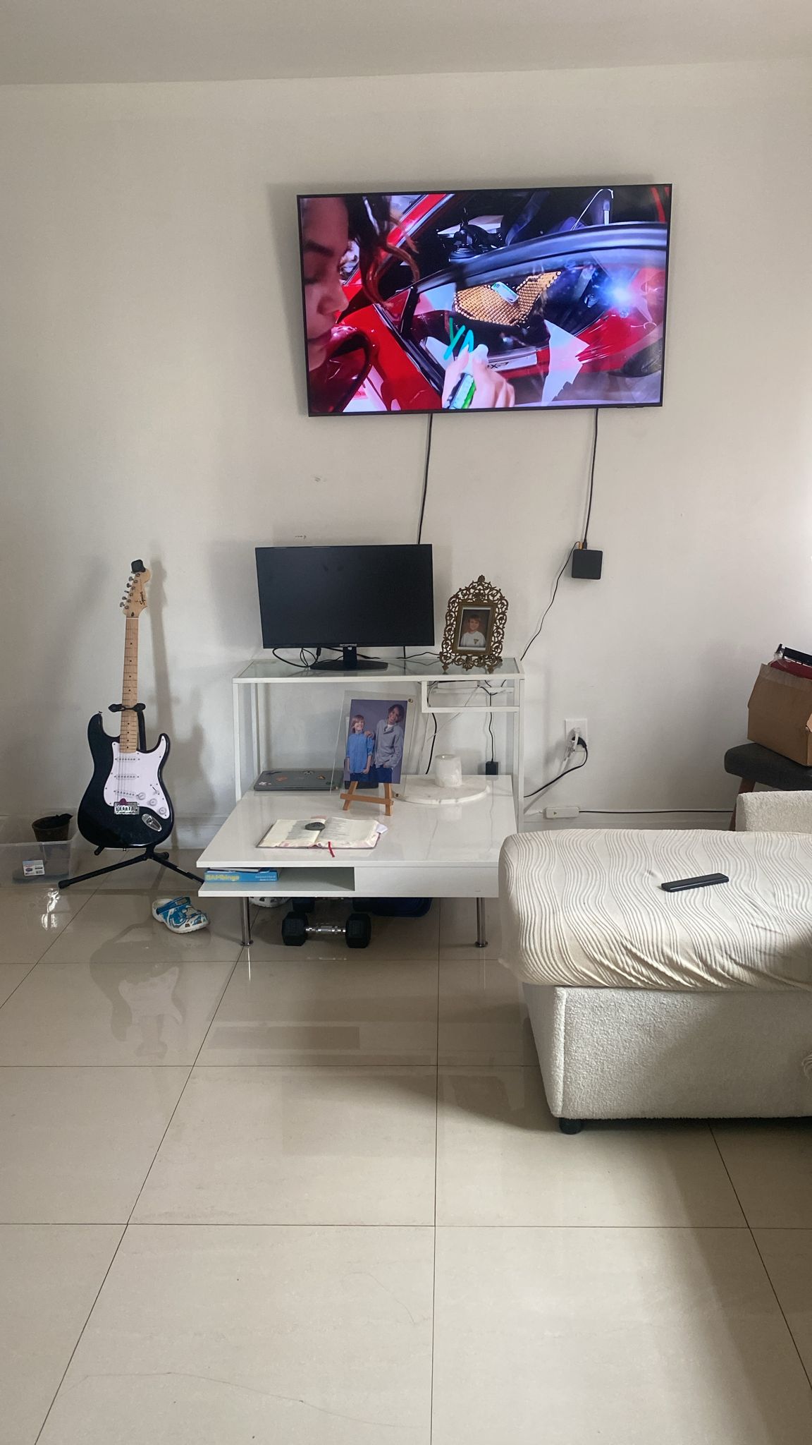 Habitación espaciosa en Bensonhurst, Brooklyn: depósito flexible y luz natural.