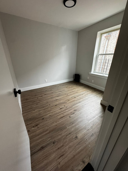 Unfurnished Room in Brownsville Brooklyn – Peaceful Family Setting