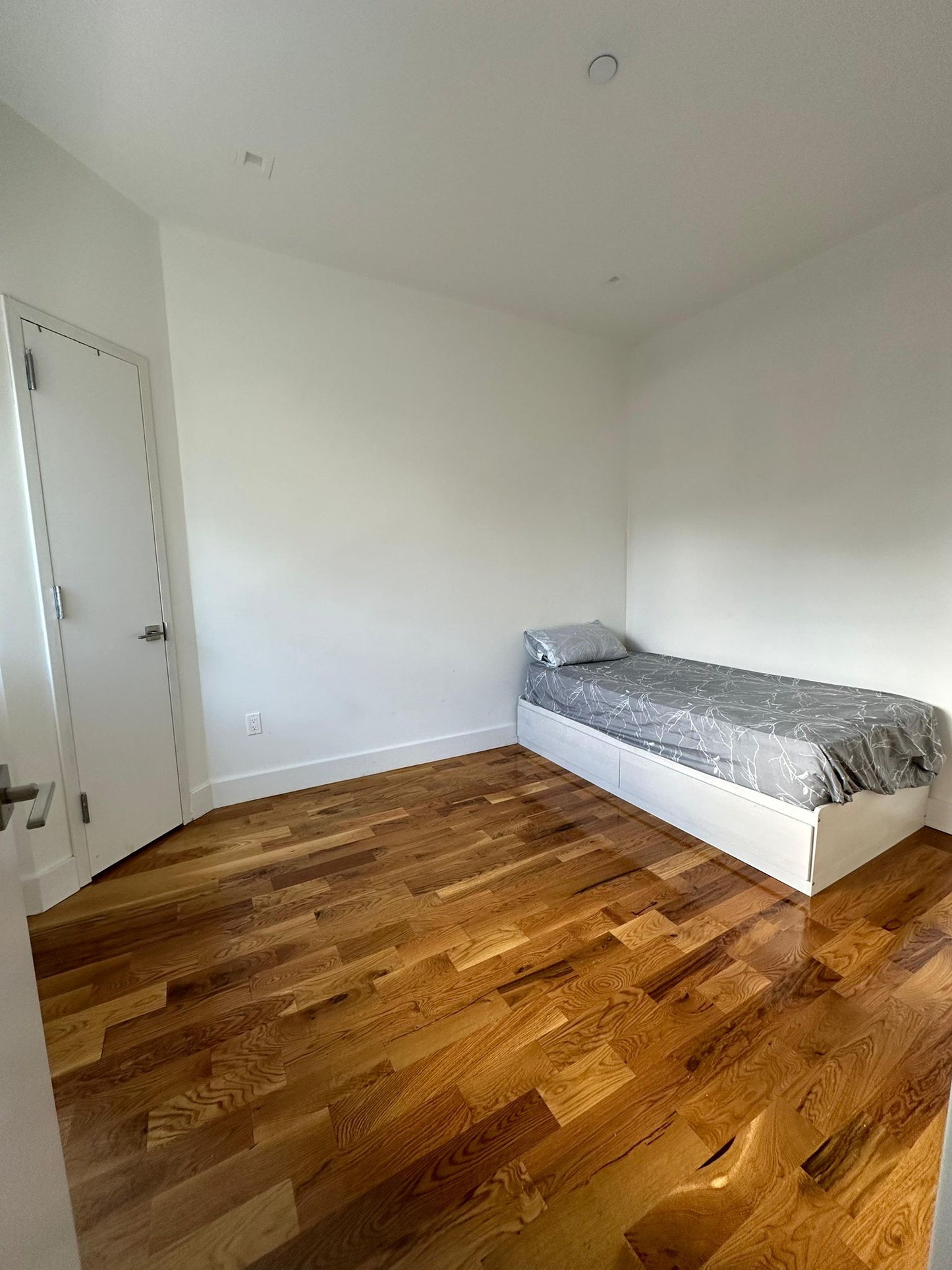 Habitación amueblada en East Elmhurst, Queens
