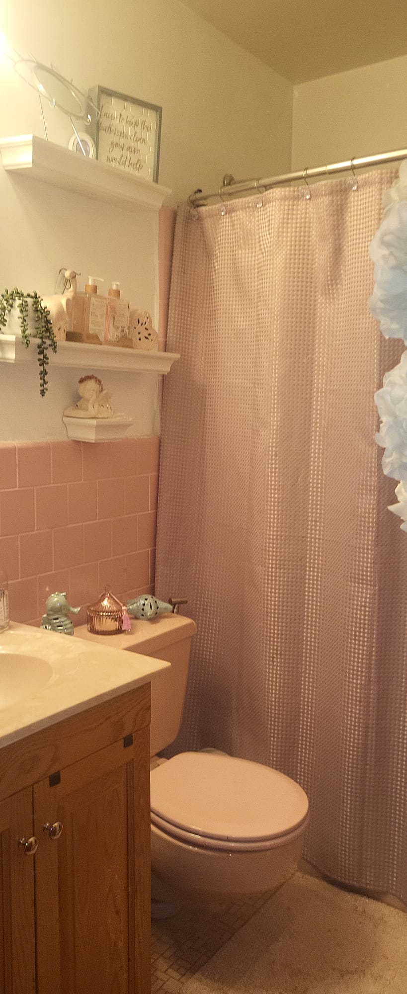 Furnished Room in Middle Village Queens – Female-Only Home