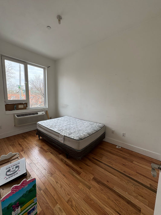Private Room in Bedford-Stuyvesant, Brooklyn – Available July 2, 2025
