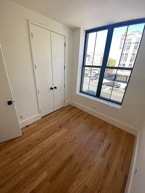 Amplio apartamento de 3 habitaciones en Crown Heights, Brooklyn, cerca de las líneas 2, 3, 4 y 5.