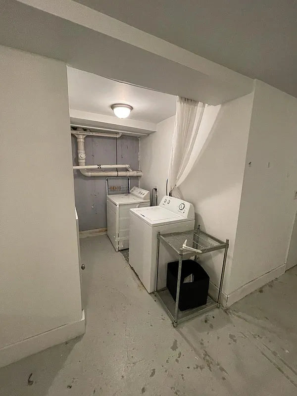 Amplio dúplex de 3 habitaciones en Ocean Hill, Brooklyn, cerca de Broadway Junction