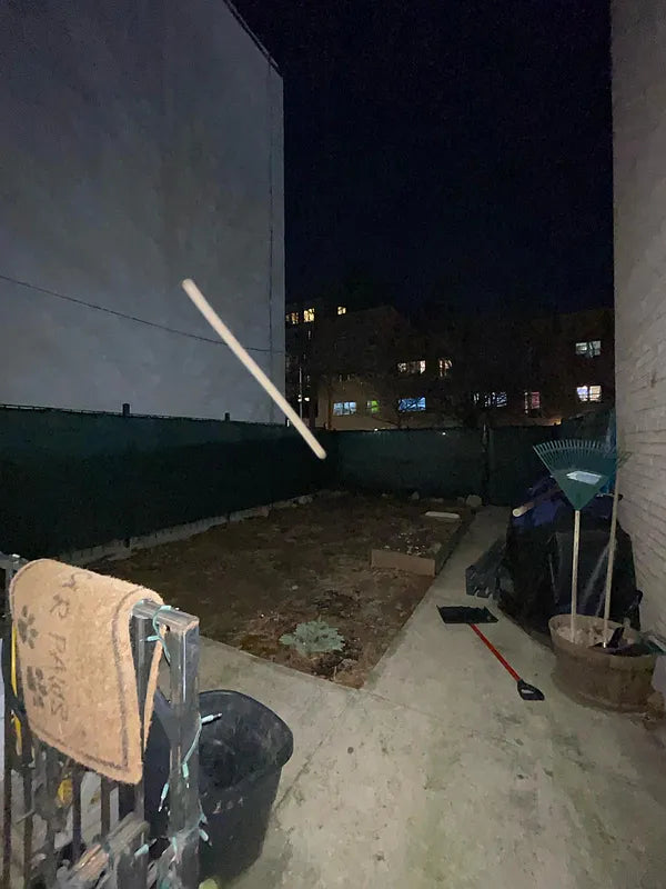 Amplio dúplex de 3 habitaciones en Ocean Hill, Brooklyn, cerca de Broadway Junction