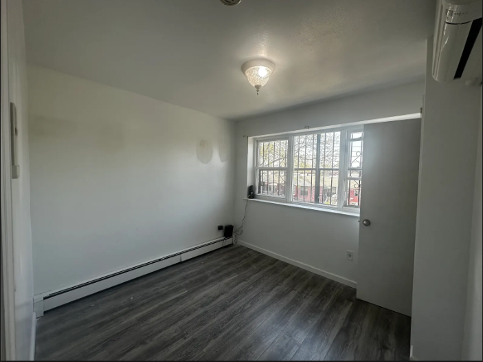 Habitación luminosa en Elmhurst, Queens – Vivienda solo para mujeres